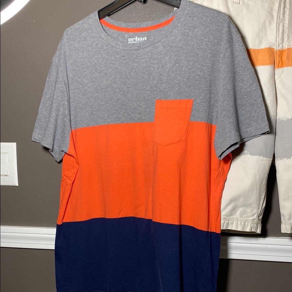 Urban Pipeline Gray Orange Navy Short Sleeve Pocket Tee